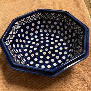 Boleslawiec 7” octagonal bowl made in Poland beautiful design